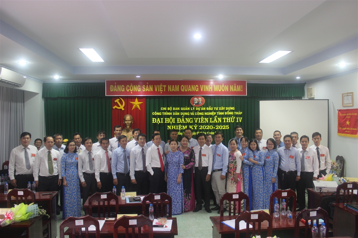 Đại hội Chi bộ Ban Quản lý Dự án đầu tư xây dựng công trình Dân dụng và Công nghiệp tỉnh Đồng Tháp